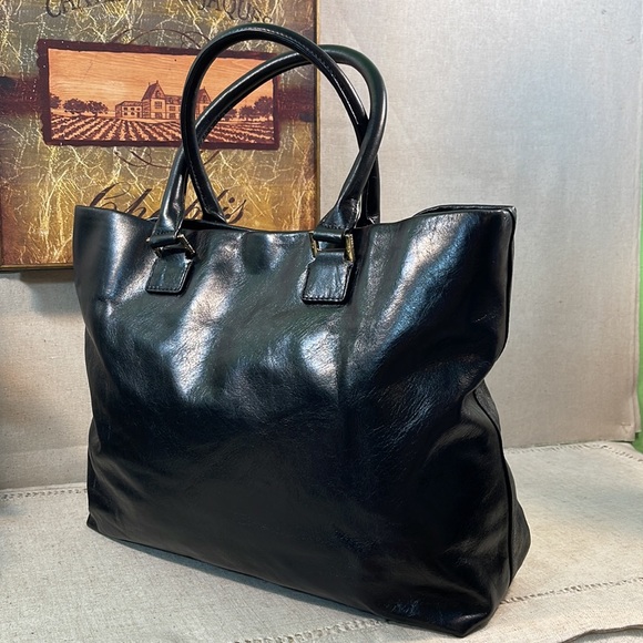 TORY BURCH Smooth Soft Shiny Black Leather Tote - Picture 4 of 9